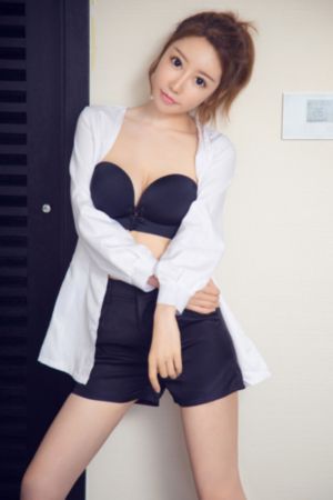 阿姨韩国_720超清免费观看