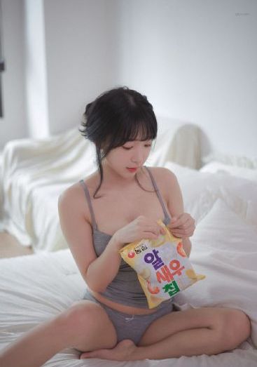 《下女》韩国在线观看_蓝光完整版观看