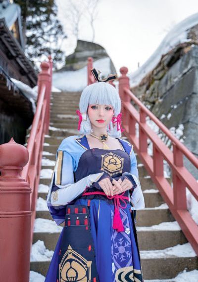 女子高中生的腰姿动漫_国产剧神马影院在线
