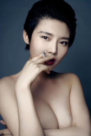 徐锦江林心如三级爱浴_4K超清在线观看