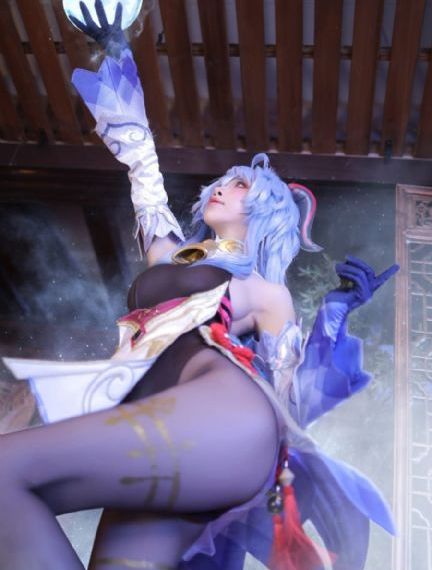 《钢琴教师》_720电影完整版
