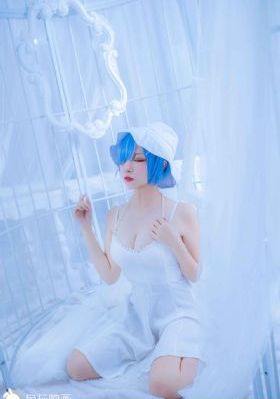 我的家教老师电影_4KBD在线观看